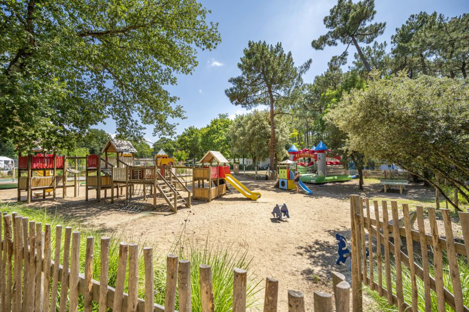 L'aire de jeux du quartier famille