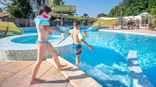 piscine transats vendee