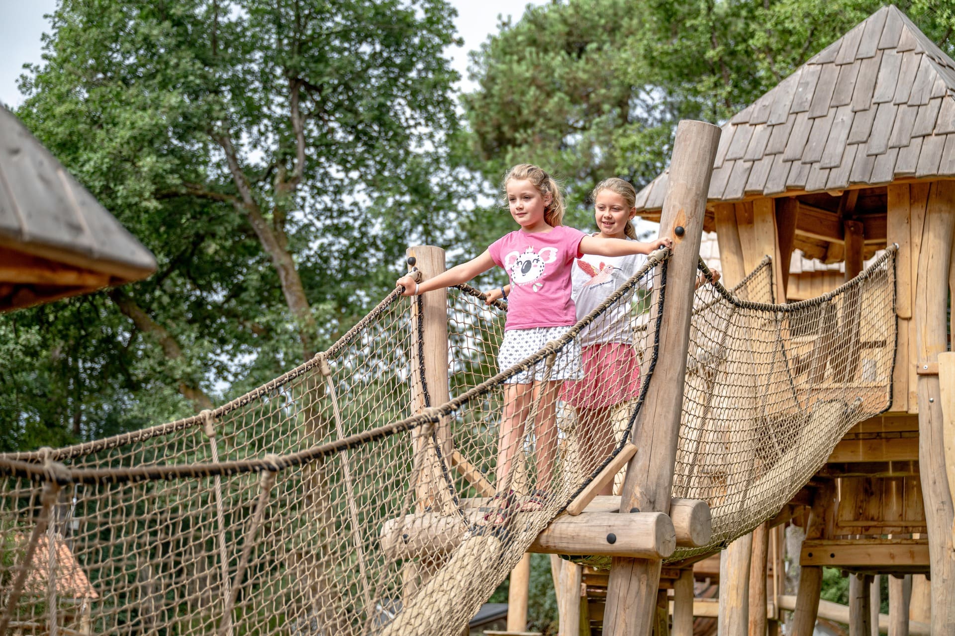 Games and balance trails at the Farfadets area of Camping Au Bois des Biches, where nature, laughter, and adventure come together.