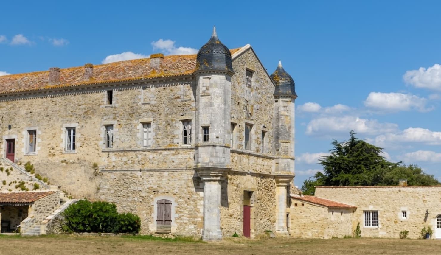 Abbaye Royale Notre-Dame de Lieu-Dieu